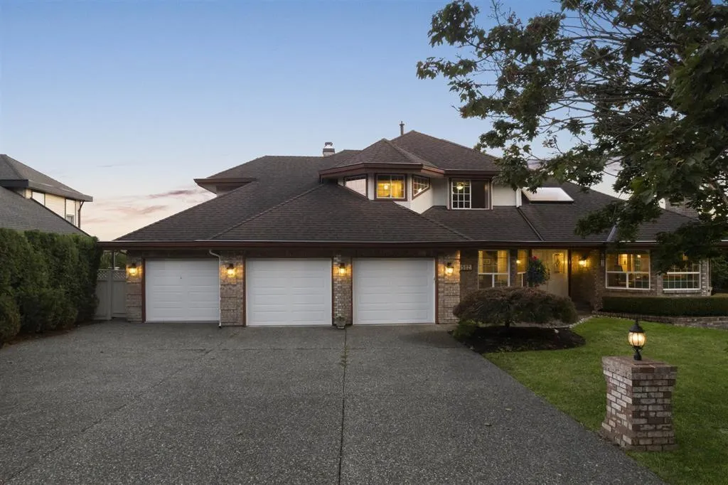 16512 77A Ave, Fleetwood, Surrey