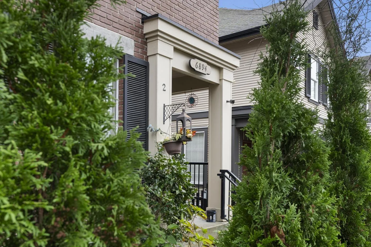 2-6894 208th St, Willoughby Heights, Langley